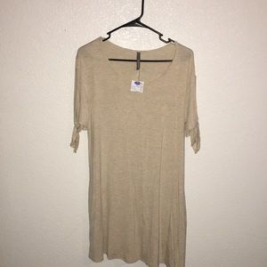 New size Light tan dress with tied sleeve detail